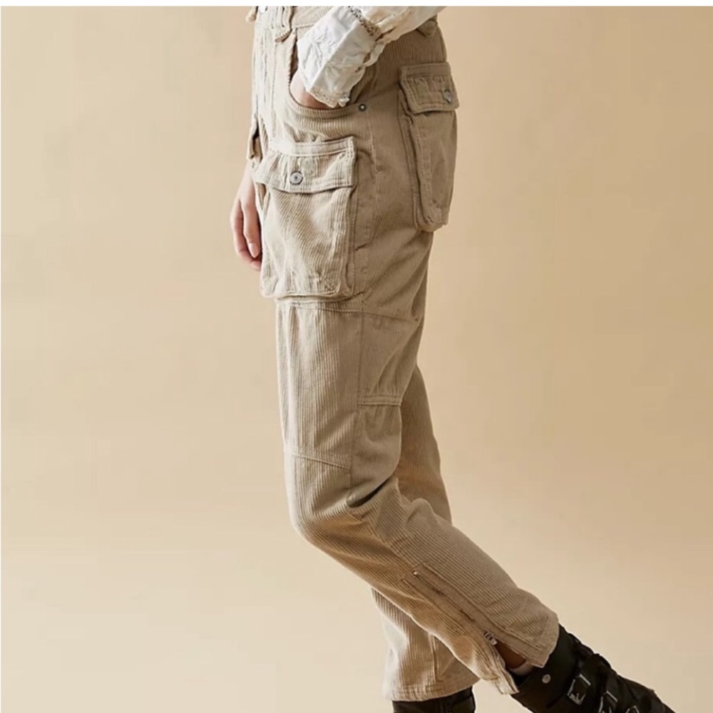 Free People The London Calling corduroy pant. Size 27